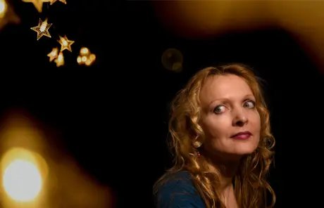 "Und kerzenhelle wird die Nacht" - Cora Chilkott