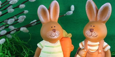 Sieben kleine Osterhasen