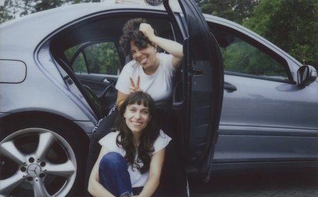 FLIEGENDE EIER VON SARAJEVO