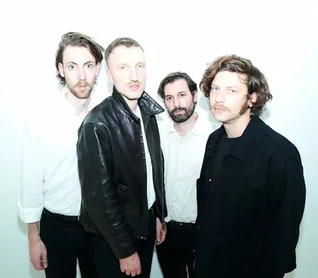 e_cac591d241f8ff2a277fbd831e1eeb91_img-hopop