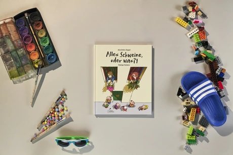 Cover zum Bilderbuch "Alles Schweine, oder was?!" mit Text von Alice Brière-Haquet und Illustrationen von Pénélope Paicheler