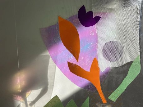 Workshop zur Ausstellung „Rey Akdogan. Carousels“: Leuchtende Bilder