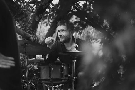 e_e47b285e4357b52a9f798edafcaea0b7_img-hopop