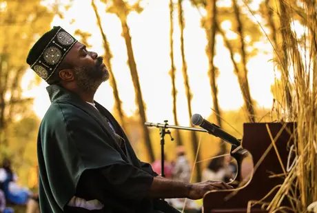 e_e9ea3f639f581b59fda5661e045bd1c2_img-hopop