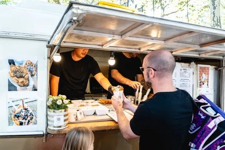 e_f0e1c90a734dfb97a3ec7fdd67ef7f40_img-hopop