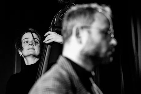 e_f1a6143dcbbb245cbecb6369781e8da0_img-hopop