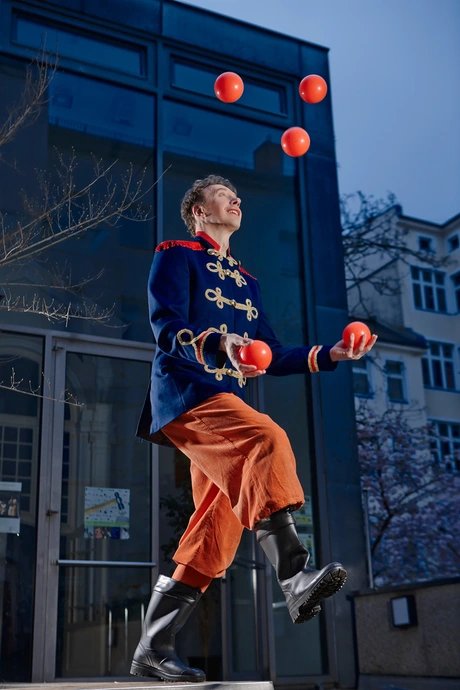 Überraschung! Der Zirkus ist da!