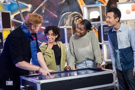 Besucher:innen in BERLIN GLOBAL