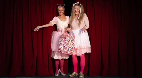 Märchen im Glaspalast von und mit dem Hexenberg Ensemble: Gevatter Tod | Dornröschen