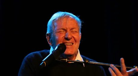 Stephan Sulke „Letzte Tanke vor der Grenze“