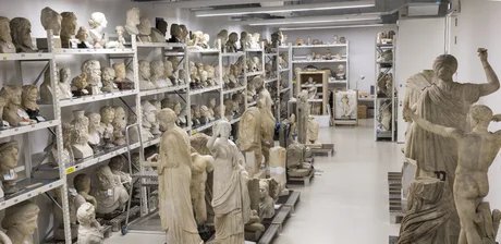  Archäologisches Zentrum