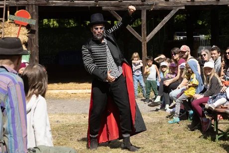 Schwarze Scheune Monbijou Theater