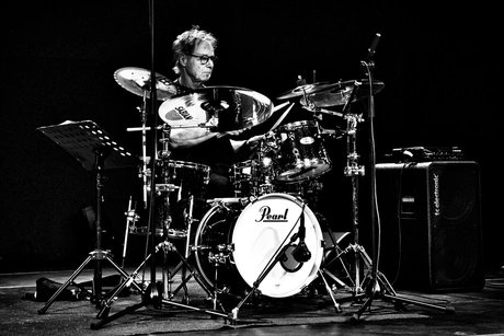 P.h. Lutz Krüger Robert and the Music Blend (fil Eminimizer)