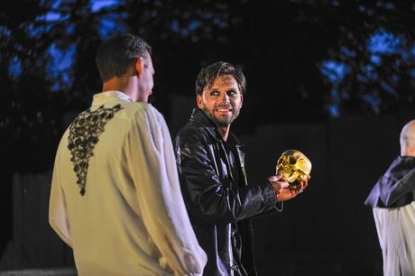 Globe Berlin: Hamlet
