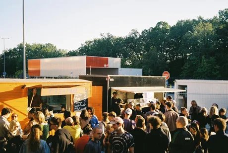 Food Court frachtkante