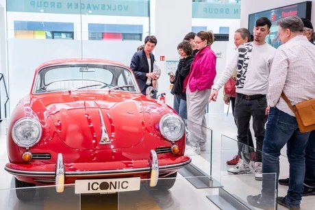 Erleben Sie das DRIVE mit 70 Jahren ikonischer Geschichte