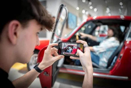 Erleben Sie das DRIVE mit 70 Jahren ikonischer Geschichte