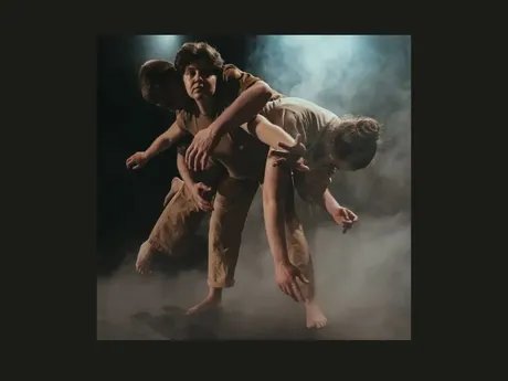 Triority Circus: SHROUDED