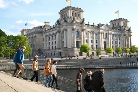 Berlin: Rundgang Orte der Demokratie im Regierungsviertel