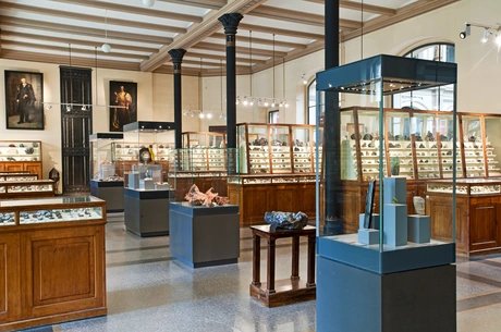 Mineraliensaal Museum für Naturkunde