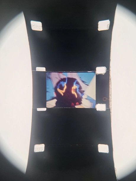 Bild vom Umkehroriginal des Filmes ›2 chinesische Zeichen‹ 