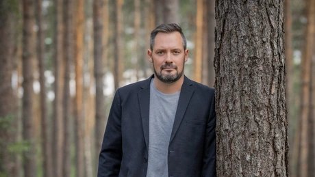 SIMON URBAN