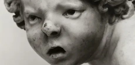Unbekannte*r Fotograf*in, Putto auf einem Delphin, 1967