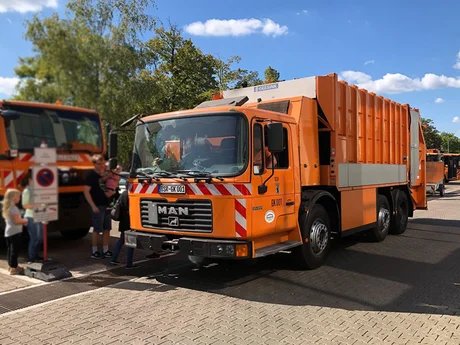 Müllwagen der BSR