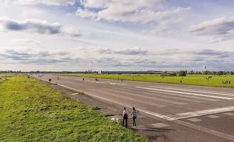 Transformation Tempelhof - vom Flughafen zu Berlins größtem Freiraum – Fahrrad-Tour