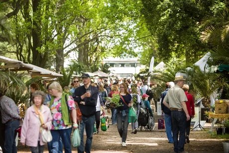 Gartenmarkt und Frühlingsfest "Späth'er Frühling"