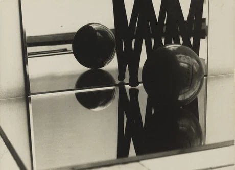 Florence Henri, Komposition II, 1928, Bauhaus-Archiv Berlin © Galleria Martini & Ronchetti, courtesy Archives Florence Henri