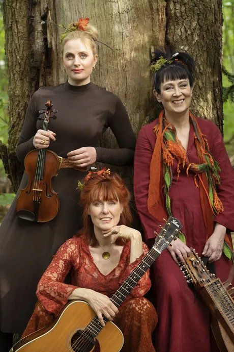 Huldrelokkk - Pan-Scandinavian Folk-Music