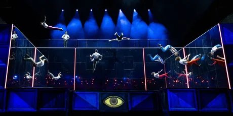 Cirque du Soleil Alizé - Trampowall