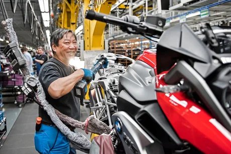 Grundmontage BMW Motorrad