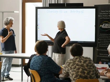 Sprachcafé in der Stadtteilbibliothek Karow