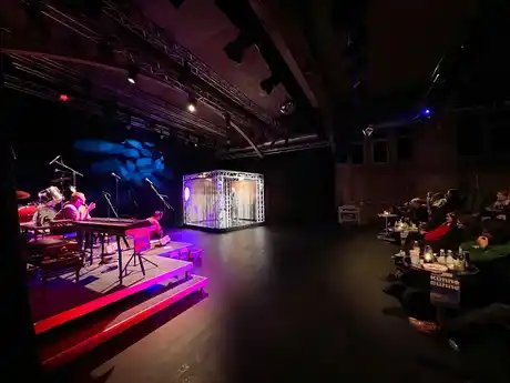 genid-eb1daf00d85749978505faa57336b74933332744-b28