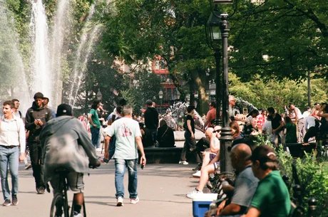 Was sollen öffentliche Räume leisten und wer entscheidet darüber?