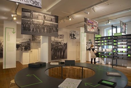 Ver/sammeln antirassistischer Kämpfe im FHXB-Museum