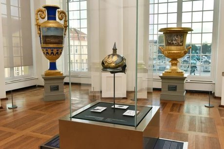 Das preußische Königshaus, Blick in die Ausstellung © SPSG / Foto: Daniel Lindner