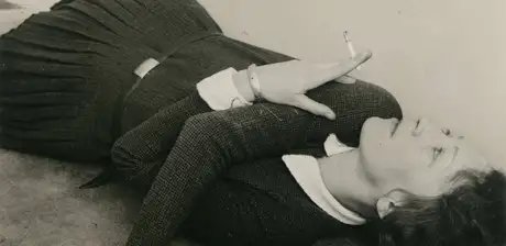 Grit Kallin-Fischer, Selbstporträt mit Zigarette, Detail, um 1928, Bauhaus-Archiv Berlin