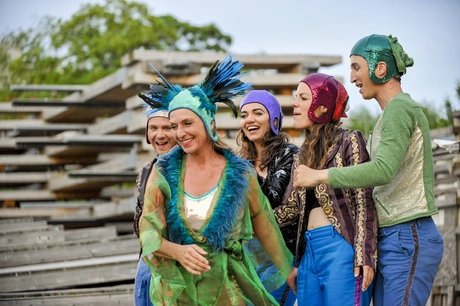Adrian Stowasser, Saskia von Winterfeld, Lea Sophia Geier, Helena Krey, Florian Kroop