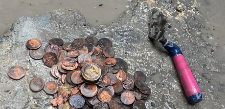Münzfund bei der Grabung in San Casciano dei Bagni