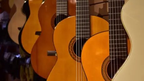 Veranstaltungen in Berlin: Konzert unterm Dach: Gitarrenduo Schall-Urumov