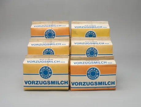 Verpackungen für Vorzugsmilch der Domäne Dahlem Papier und Kaunststoff Werke Linnich GmbH 1970er Jahre