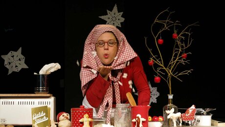Veranstaltungen in Berlin: Frau Holle – weihnachtliches Erzähltheater mit Objekten aus der Backstube