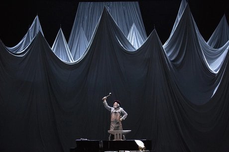Ya-Chung Huang als Mime