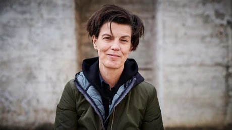 CAROLIN EMCKE