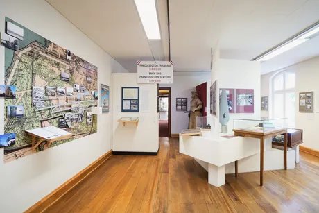 Museum Reinickendorf, Ständige Ausstellung, Raum 20. Jahrhundert, Foto Joe Clark © Museum Reinickendorf