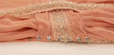 Jeanne Lanvin, Abendkleid, Detail, Crêpe de Chine, Glasperlen, Glaskugeln, Glasstäbe, um 1920
