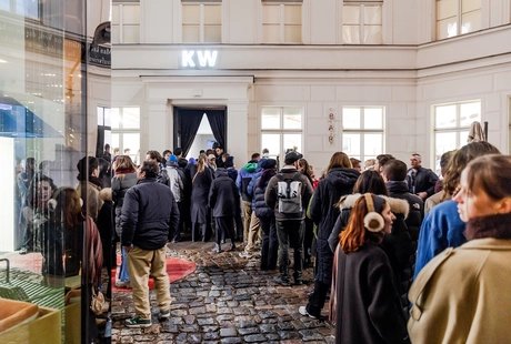 Ausstellungseröffnung Frühjahrsprogramm 2025 in den KW Institute for Contemporary Art, Berlin 2025. Foto: David von Becker.